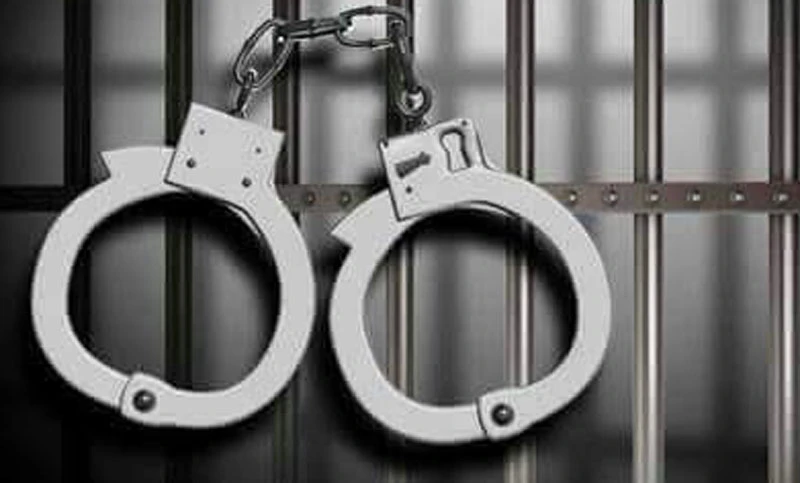 গুলশানে দুটি স্পা সেন্টারে পুলিশের অভিযান, ২৮ জন আটক